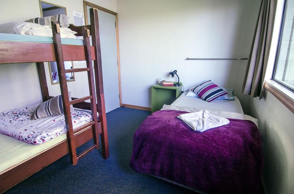 Rainbow Lodge Backpackers Taupo Room photo